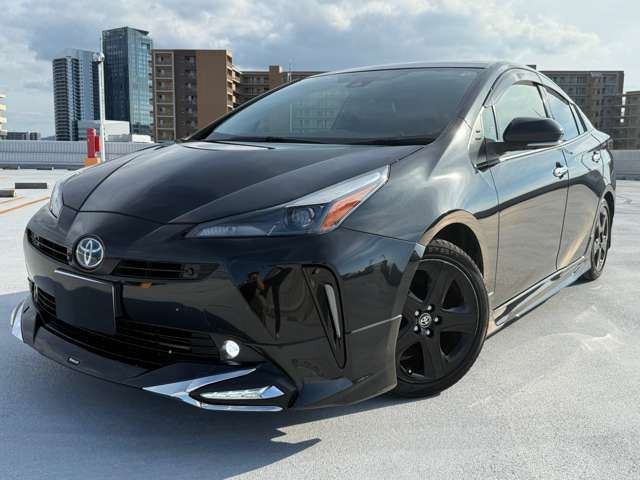 プリウス1.8 S ツーリングセレクション ブラックエディション