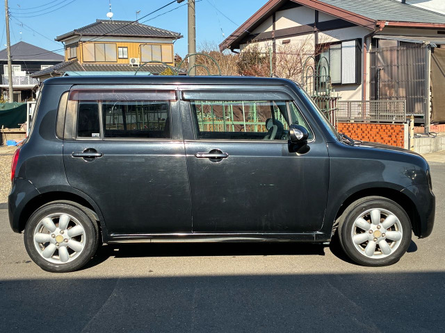 �݌ɂ͂��ׂē��X�ɂĊǗ��E�����E�d�グ���s���Ă���܂���