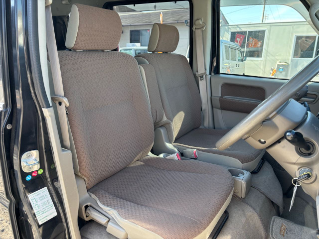 ���X�܂��Y��ɕۂ��ꂽ�C���e���A�́A�O�I�[�i�[�l�̊Ǘ�����������ƍs���͂��Ă���؋��ł��B