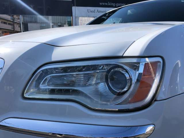 LED�w�b�h���C�g���܂蓙���Ȃ��Y��ł��B