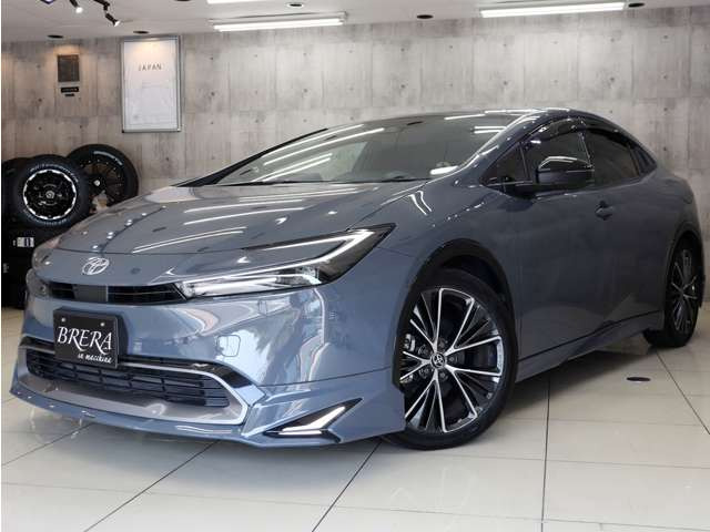 プリウス2.0 G E-Four 4WD