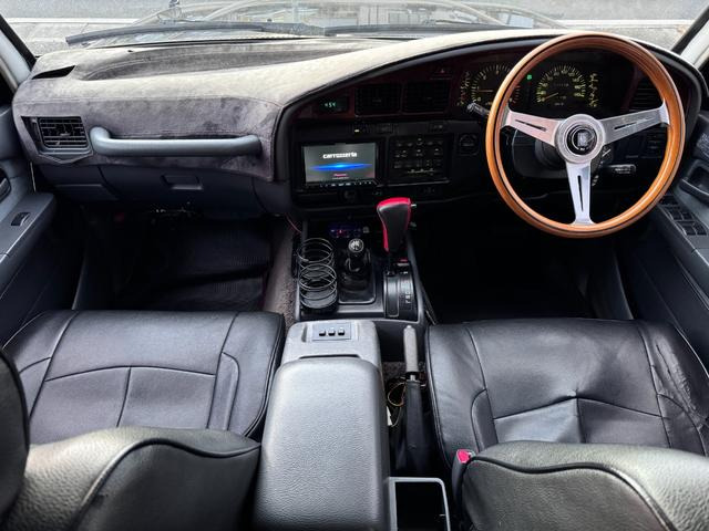 �������͍��̃V�[�g�J�o�[����Ƃ����������������͋C�̃V���v���ȓ����ł���