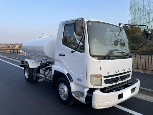 ファイター散水車