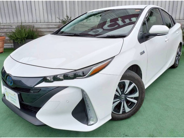 プリウスPHV1.8 S