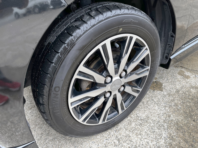 ����14�C���`�A���~