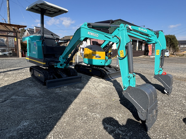 コベルコ油圧ショベル