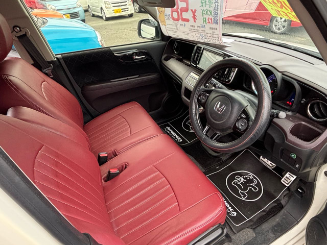 N-ONEプレミアム ツアラー Lパッケージ