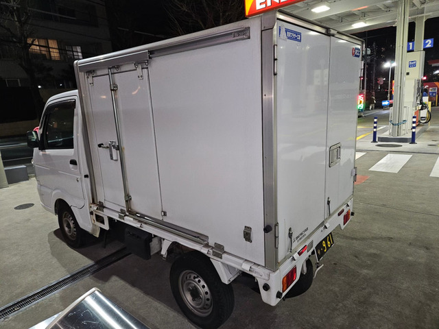 �y�o���͐����ςݎԗ���񋟂��Ă���܂��B