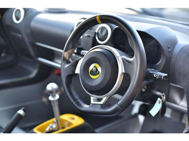 【高品質車のみ在庫】当社では、主に正規ディーラーからのワンオーナー車、弊社管理ユーザー下取車・買取車、弊社近隣のお客様からの直接買取車、等にて総合評価4.5点以上の高品質車両を販売させて頂いております。