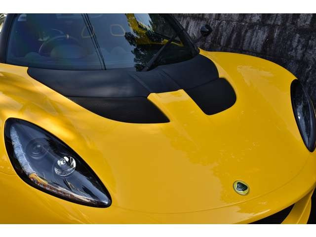 【消耗品交換含む】全車を対象に必要に応じて、消耗品交換一式を総額表示価格に含んでおります。(バッテリー、エンジンオイル、フィルター類、ワイパーゴム、エアコンフィルター、ドライブベルト、ブレーキパット)