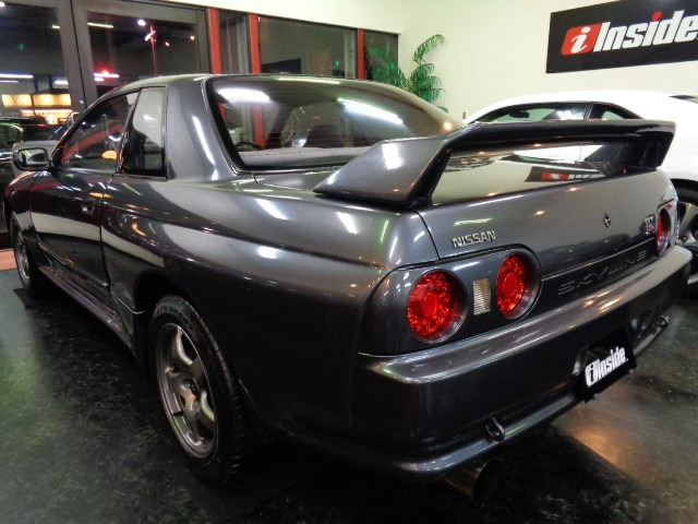 �K�����^���b�N�J���[�����t���G�A��&NISMO�T�C�h�G�A��&R32��p�b���A���~&LED���C�g&��p3�A���[�^�[&GTR��p�X�|�[�c�V�[�g&��p�X�e�A�����O�������[���Ԃł�