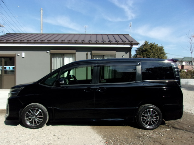 ヴォクシー2.0 ZS ウェルキャブ スロープタイプI 車いす1脚仕様