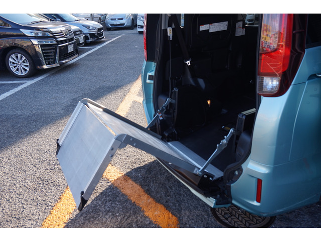 ノア2.0 X ウェルキャブ スロープタイプI 車いす1脚仕様