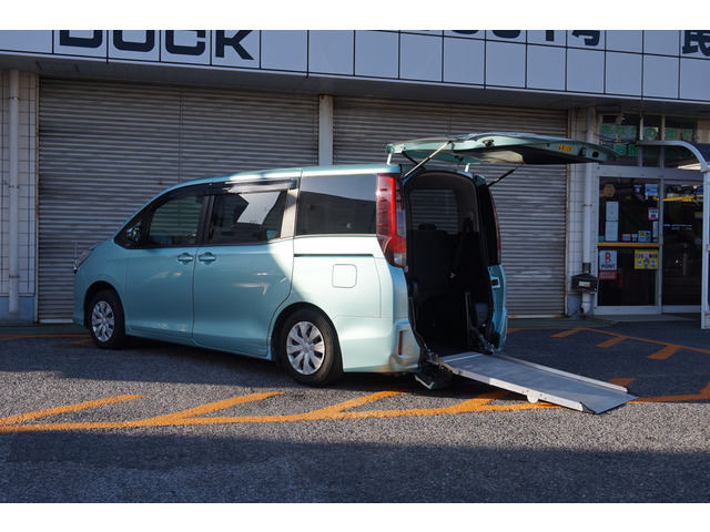 ノア2.0 X ウェルキャブ スロープタイプI 車いす1脚仕様