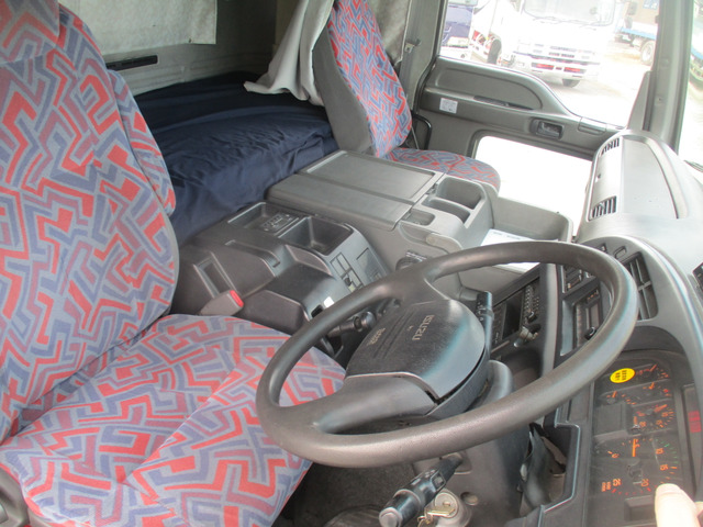 ギガハイジャッキ