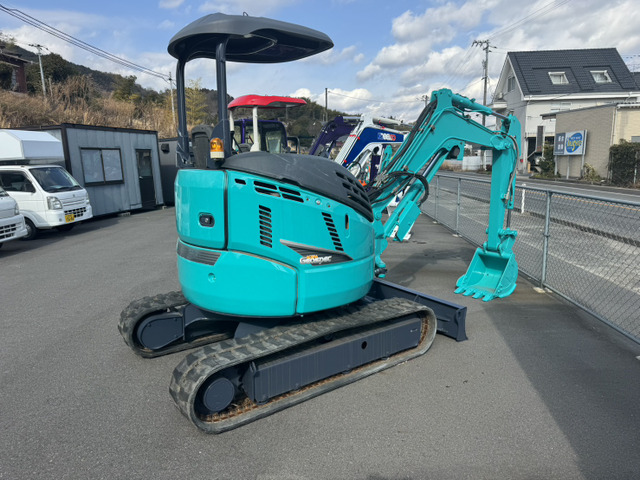 コベルコ油圧ショベル