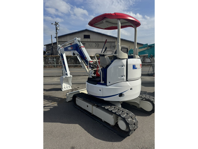 コベルコ油圧ショベル