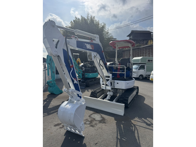 コベルコ油圧ショベル