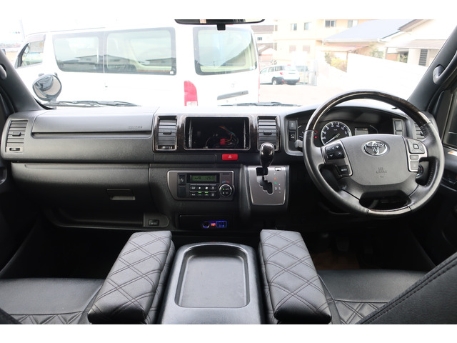 ハイエースバン2.8 スーパーGL ダークプライムII ロング ディーゼル 4WD