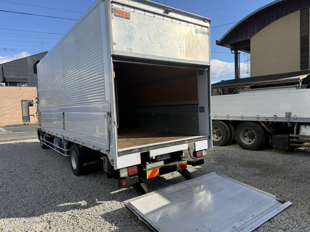 プロフィアウィング