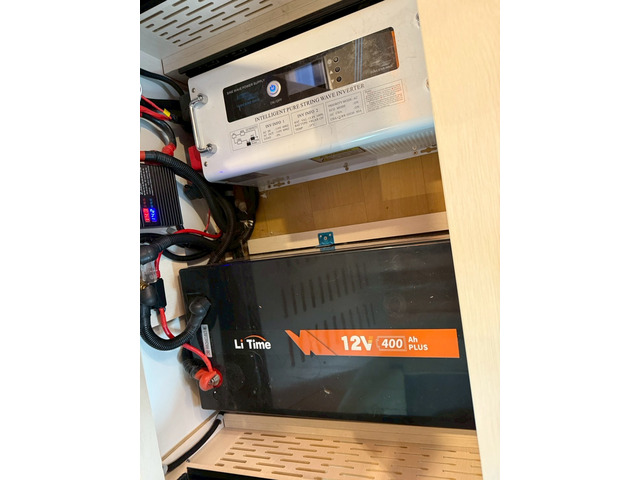 3000W�C���o�[�^�[ ���`�E���C�I���o�b�e���[400Ah!