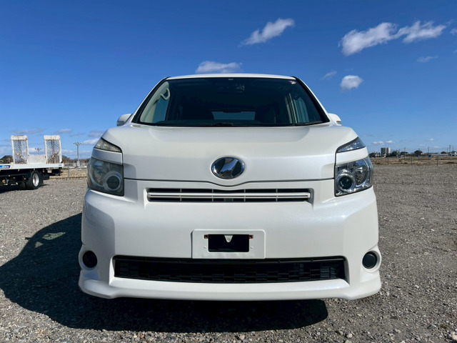 ヴォクシー2.0 X Lエディション ウェルキャブ サイドリフトアップシート