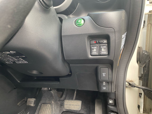 �L�[���X�A���i�[�~���[�ECTBA�t��