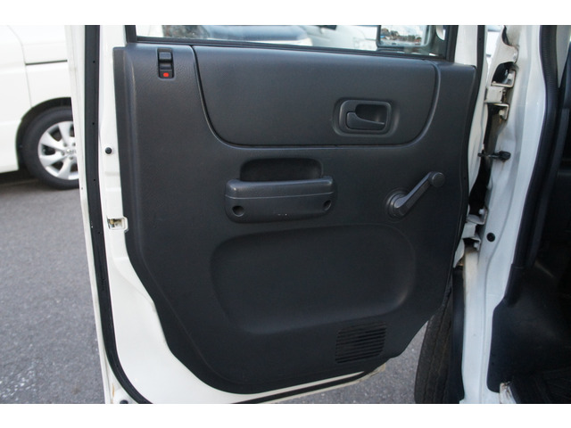 �����ԕی������k��������!�O��Z�F�A���������j�b�Z�C���a�㗝�X�����ς��肵�܂��B�ی��S����������̏ꍇ�A�g������ĕq���ɑΉ����܂��B��ԁA�����^�J�[�����p�ӂ��܂��̂ł����S���������B