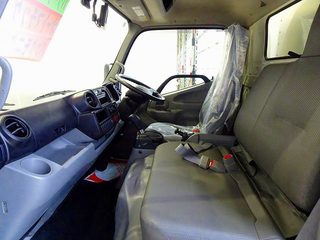 AC PS PW SRS ABS �L�[�t���[ ���d�i�~���[ ���W�I �o�b�N���j�^�[ �h�����R �^�[�{ �r�C�u���[�L �A�C�h�����O�X�g�b�v �t�H�O�����v TRC �d���p�[�L���O�u���[�L �n�C���[�t