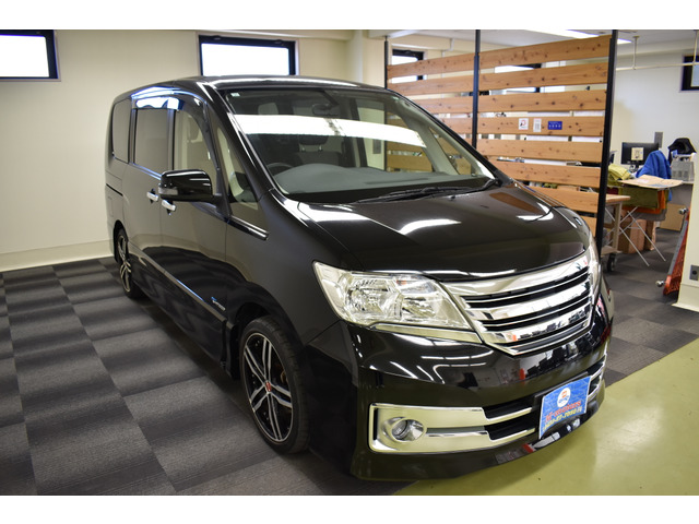 ���Ђ͓��{�S���[�Ԃ��\�ł��B���C�y�ɂ��₢���킹���������B