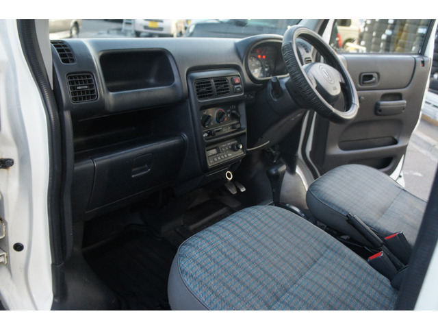 ��MEGA���W����݌�100��!�S�X��300��ȏ�!���y�����ԃR�[�i�[�A�R���p�N�g�ԃR�[�i�[�A1BOX&�X�e�[�V�������S���R�[�i�[�A�A���ԃR�[�i�[�����Ƃ��p�ӂ��Ă���܂���