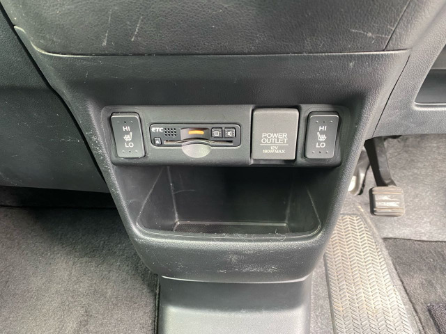 �^�]�ȁE����ȃV�[�g�q�[�^�[�t���A�r���g�C��ETC