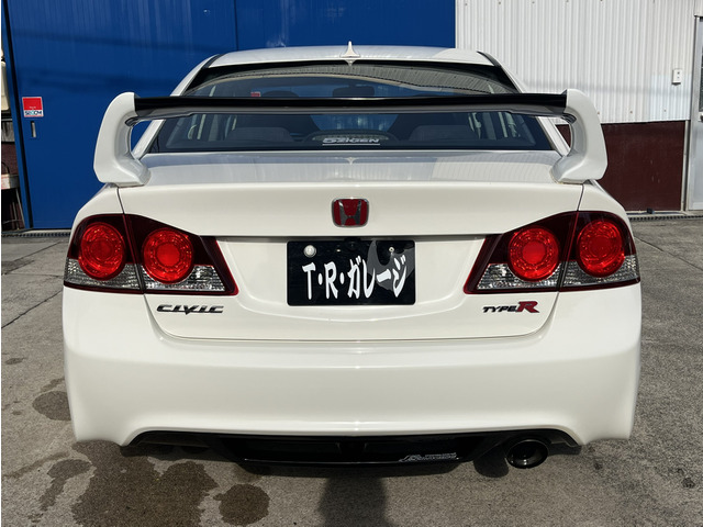 ���A�̓m�[�}�����c���E�C���O�͎ЊO�i�ɂȂ�܂��B�f�B�t���[�U�[�ƃ}�t���[�̓m�[�}���ɂȂ�܂��B��������������}�t���[�Ɍ�������̂�����ł��ˁB