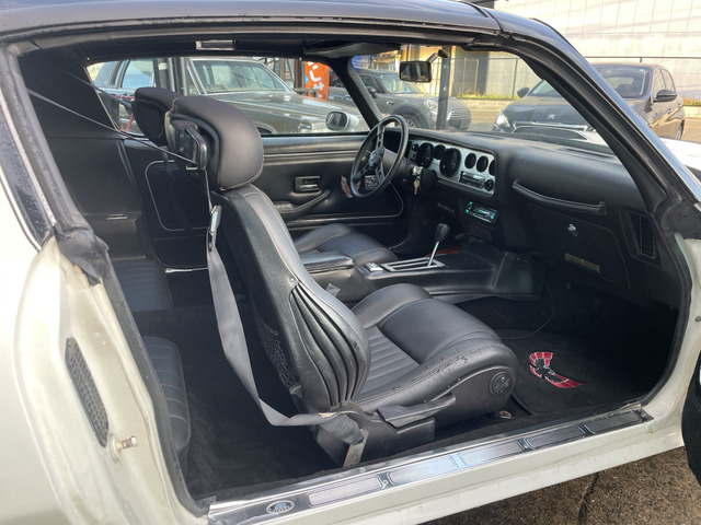 契約書のやり取りはメールやFAXのみでも可能です。TELにて現車を確認しながらのご説明や、気になる箇所の写メ送信等もご対応できますので、お気軽にお申し付けください。