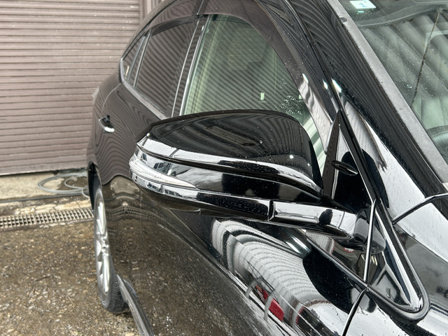 �y�x�����z���i�X�z���Ԃ������������܂��āA���ɗL�������܂��B�݌Ɏԗ��ɂȂ�܂��̂ŁA���񂲓s���̋X�������ɁA���ɗ��ĉ������B���X�\��������ƁA���ē����X���[�Y�ł��B