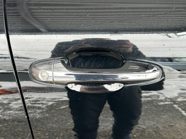 �y�x�����z���i�X�z���Ԃ������������܂��āA���ɗL�������܂��B�݌Ɏԗ��ɂȂ�܂��̂ŁA���񂲓s���̋X�������ɁA���ɗ��ĉ������B���X�\��������ƁA���ē����X���[�Y�ł��B