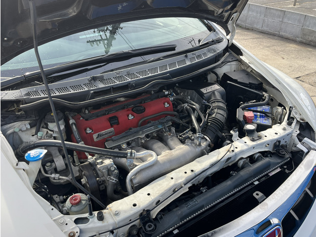 �G���W���͐ԃw�b�h��K20A�����ڂ���Ă���܂��B2L��NA�Ȃ���225�n�́A�g���N��21.9�ɂȂ�܂��BV-TEC�����������̉��Ɖ������͕ȂɂȂ�܂��B�l������Ă���̂ŏo������薣�͂����`�����܂�