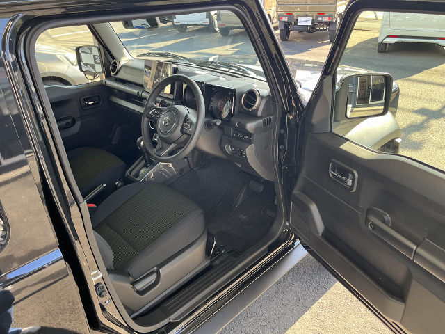 �V�[�g�ɂ͑傫�ȃV�~��؂�Ȃǂ��Ȃ��Y��ȓ����ł�!!