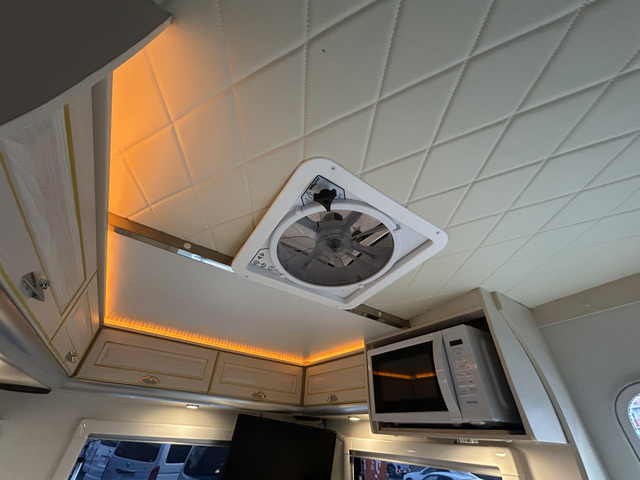 �����̋�C���z�ł���}�b�N�X�t�@�����������Ă��܂�!