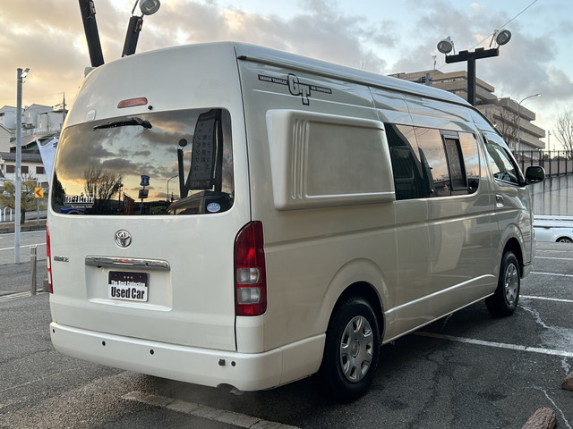 ハイエースバン