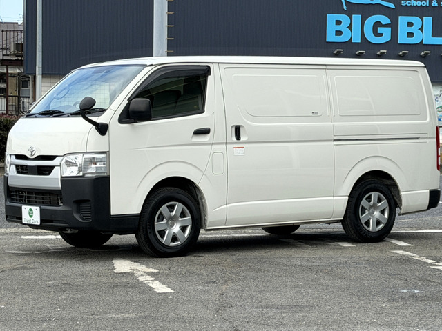 ハイエースバン