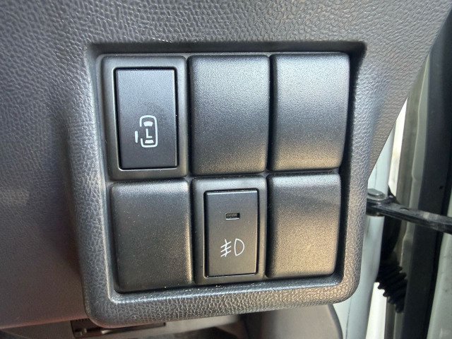 ���X�ł͂��q�l�̂��v�]�ɍ��킹�ēW���ԗ����J�X�^�����鎖���\�ł�!�A���~�z�C�[����ԍ��������C�y�ɂ����k���������܂����S���̔��A�S���[��OK�����������t�����[���E�Œ�120��܂�OK��