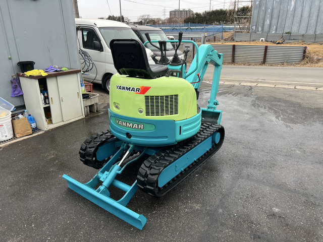 ヤンマー油圧ショベル