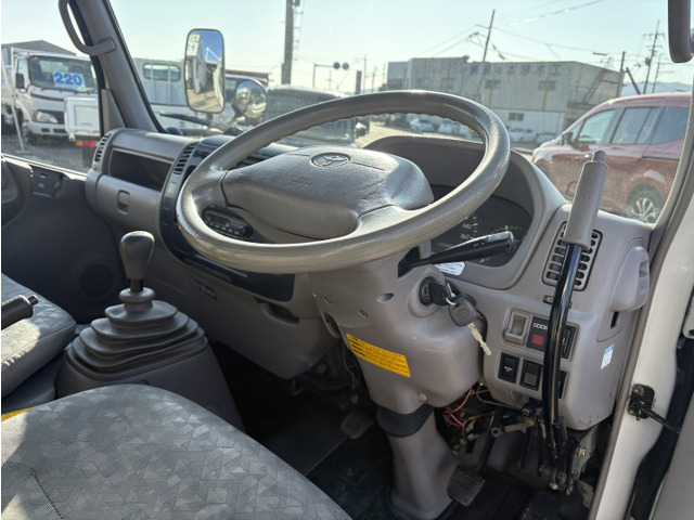 4000cc 2t 2�g�� 2t�_���v �[�_���v �p���[�E�C���h�E 5�� 5MT ���s64200K �V���a ���O���d�グ�ς� �ύ�2000Kg