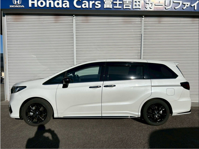 ���F�̓v���`�i�z���C�g�p�[����