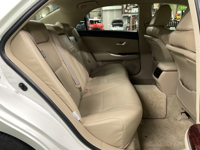 ★自社整備工場完備★納車後のアフターフォローも敏速・丁寧に対応させていただきます。土日祝も対応可です。