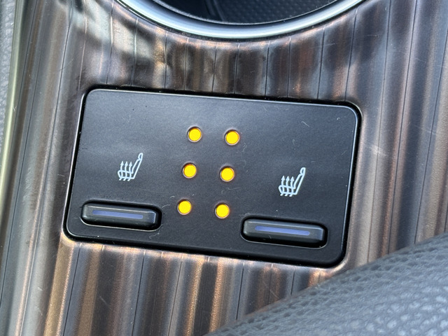 �O�ȃV�[�g�q�[�^�[