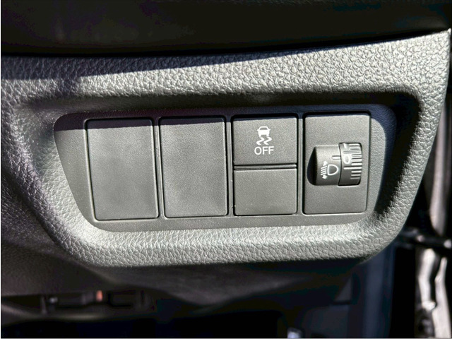 �[�ԑO�ɂ͓_���A�����A���[���N���[�j���O�A������ƁA�|���}�[���H�Ńs�J�s�J�̏�Ԃł̔[�Ԃ�S�����Ă���܂�!