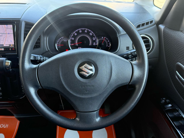 ��LINE�Ŗ₢���킹��24����365���A���ł��C�ɂ���LINE�ɂĂ��C�y�ɖ₢���킹���������܂��B�C�ɂȂ�l���̎ʐ^�⓮������点�Ă��������܂��B�G���W�����������Ă��������܂��B