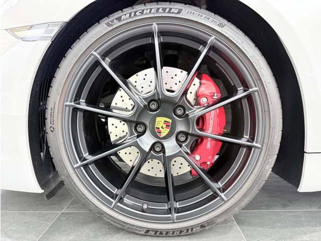 �T�e���u���b�N�̏���20�C���`�E718�X�|�[�c�A���~�z�C�[���B�^�C����8���R�ȏ�c���Ă��蓖�ʂ̊Ԉ��S���đ��s�\�ł��B�A���ԁE���Y�Ԗ�킸�����E���捸�������܂��̂ł��C�y�ɂ����k�������B